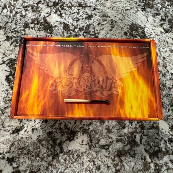 Aerosmith Box of Fire - 1994 Limited Edition - Picture 2 of 15